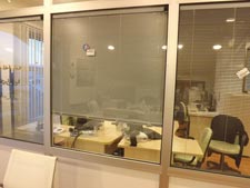 Jaluzili Cam Ofis Bölmeleri